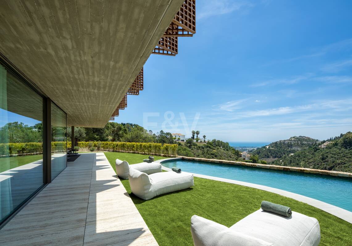 Villa Alia, El Madroñal - Escape to Elevated Living