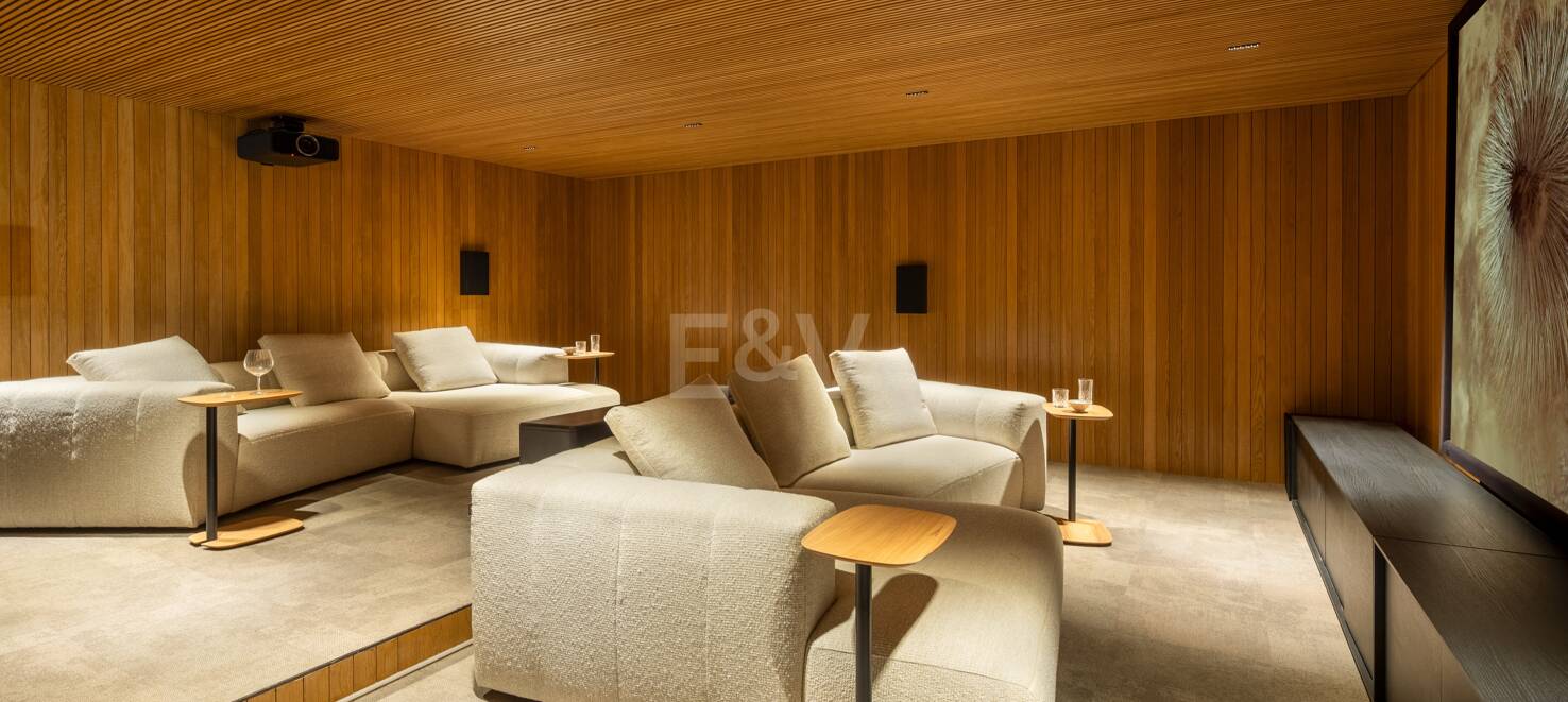 Villa Alia, El Madroñal - Escape to Elevated Living