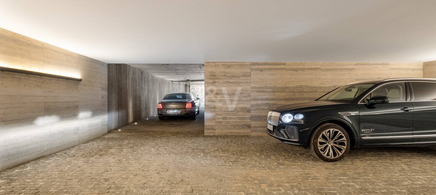 Villa Alia, El Madroñal - Escape to Elevated Living