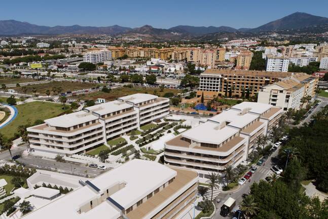 Prime Investment New Home Walking Distance to the Beach