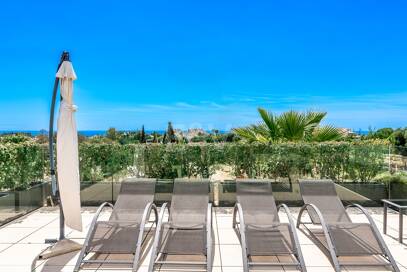 Modern 6-Bedroom Villa with Open Views & Wellness Area in Marbella Sierra Blanca