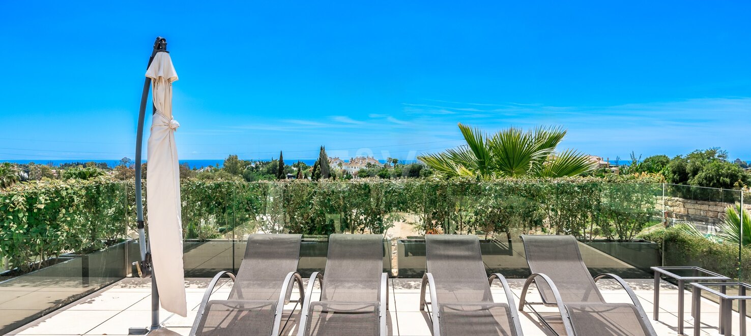 Exquisite Modern Villa with a separate guest house in Marbella’s Prestigious Golden Mile