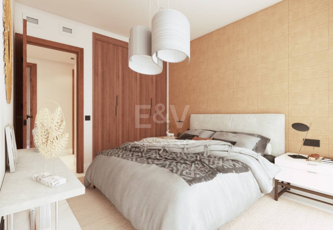 Elegant New Build Lägenhet med Terrace, Pool & Walk-to-Beach bekvämlighet