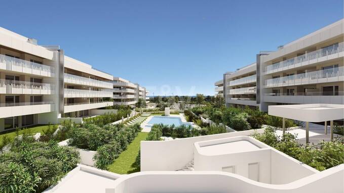 Elegant New Build Lägenhet med Terrace, Pool & Walk-to-Beach bekvämlighet