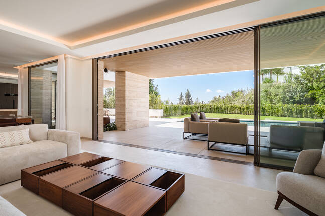 Un nouveau chef-d'œuvre avec spa bien-être et finitions design