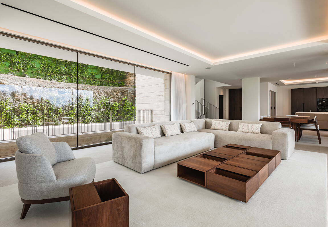 Un nouveau chef-d'œuvre avec spa bien-être et finitions design