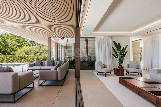 Un nouveau chef-d'œuvre avec spa bien-être et finitions design