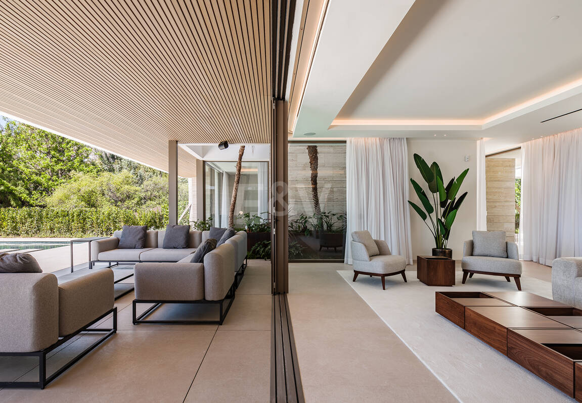 Un nouveau chef-d'œuvre avec spa bien-être et finitions design