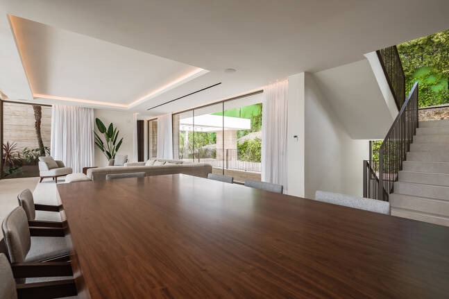 Un nouveau chef-d'œuvre avec spa bien-être et finitions design