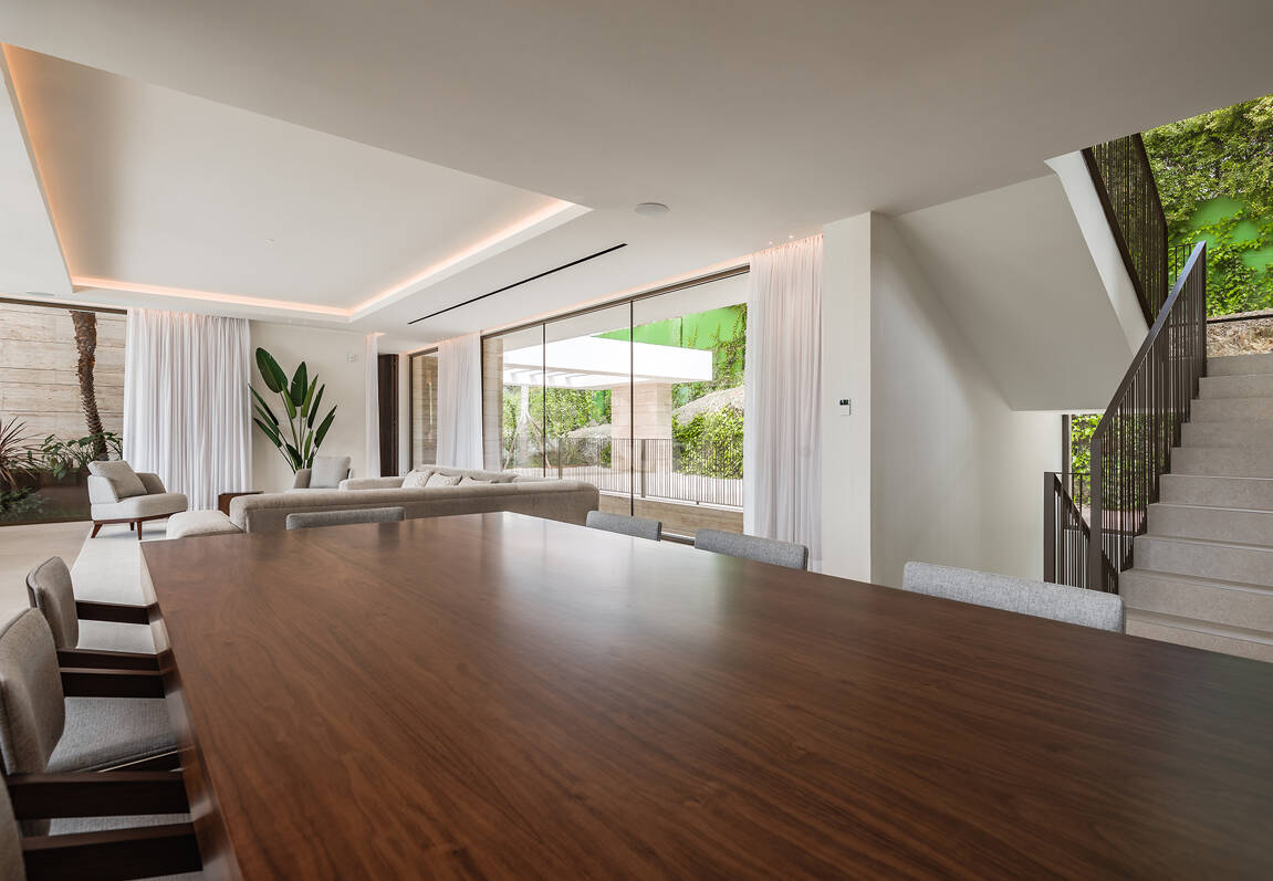 Un nouveau chef-d'œuvre avec spa bien-être et finitions design