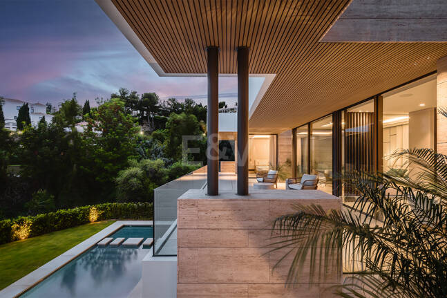 Un nouveau chef-d'œuvre avec spa bien-être et finitions design