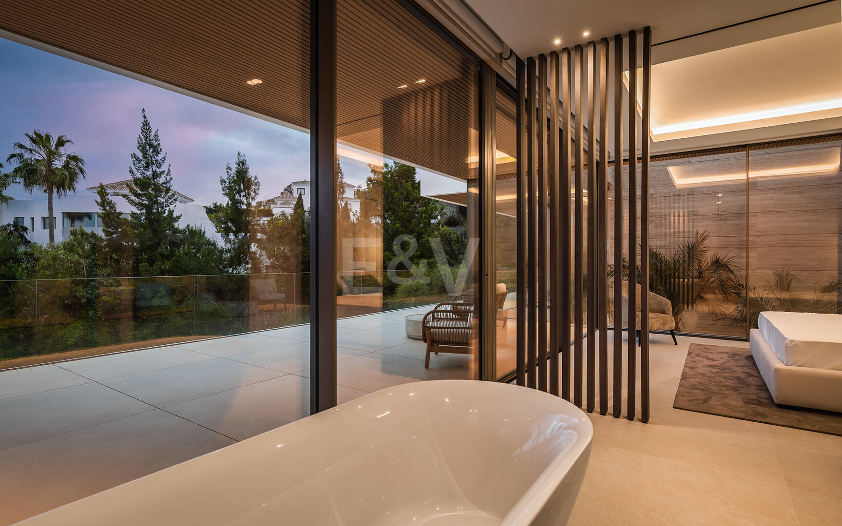 Un nouveau chef-d'œuvre avec spa bien-être et finitions design