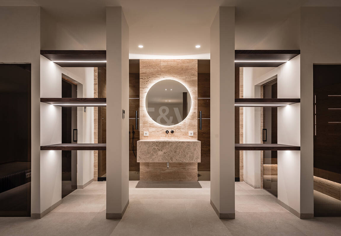 Un nouveau chef-d'œuvre avec spa bien-être et finitions design