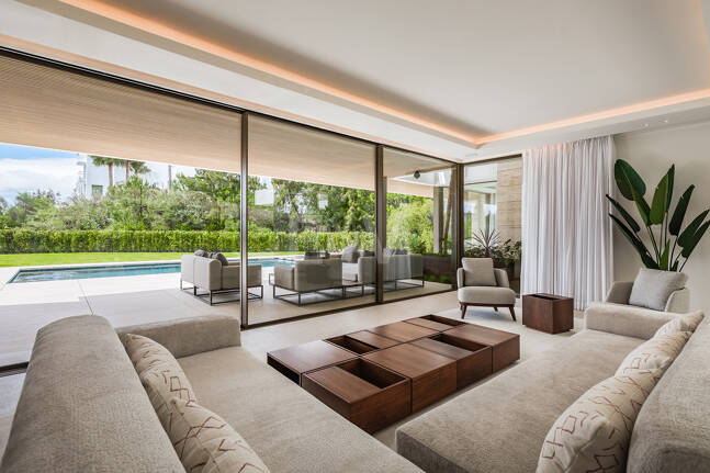 Un nouveau chef-d'œuvre avec spa bien-être et finitions design