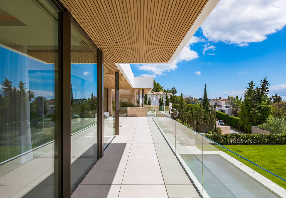 Un nouveau chef-d'œuvre avec spa bien-être et finitions design