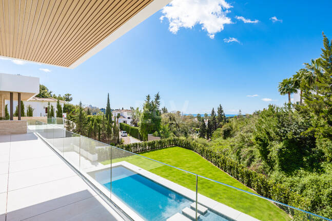 Un nouveau chef-d'œuvre avec spa bien-être et finitions design