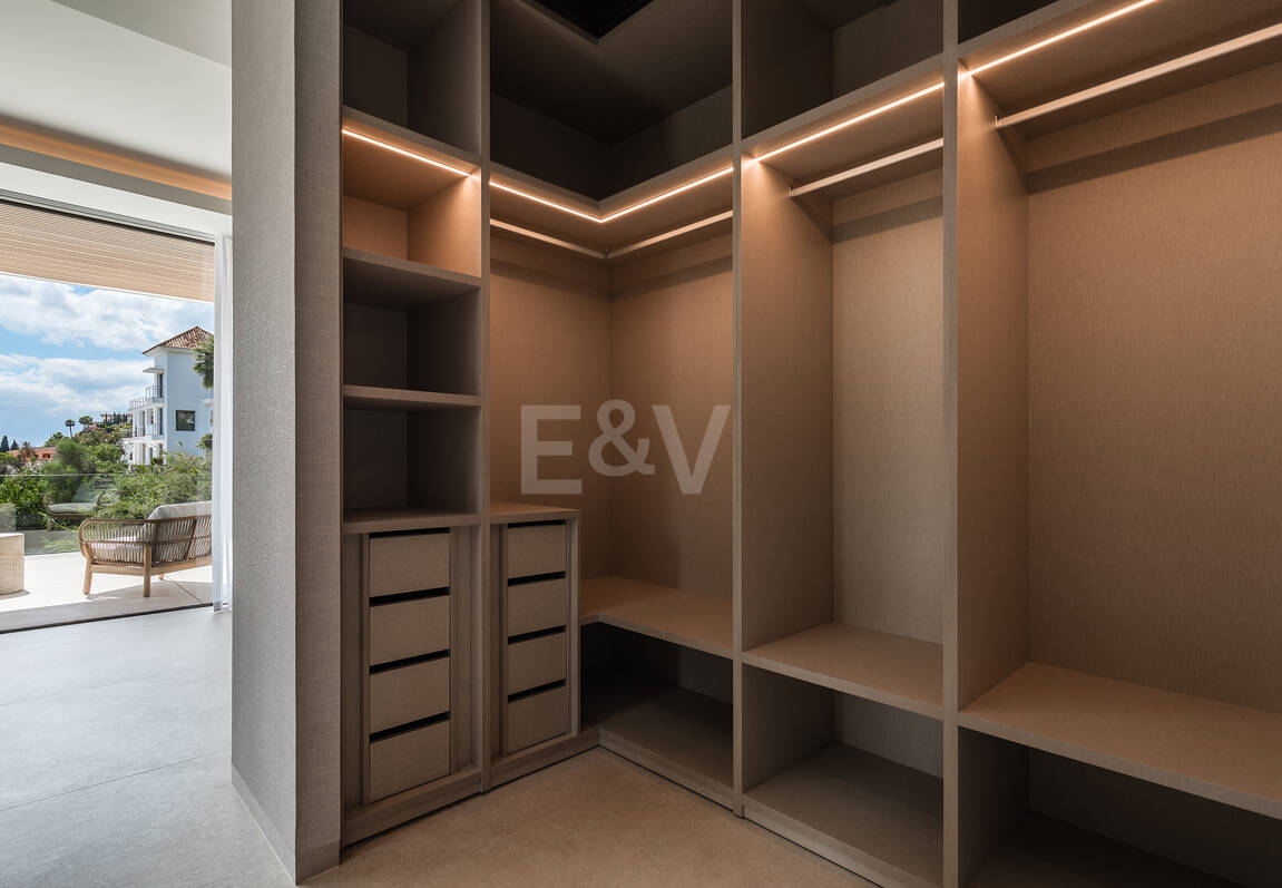 Un nouveau chef-d'œuvre avec spa bien-être et finitions design