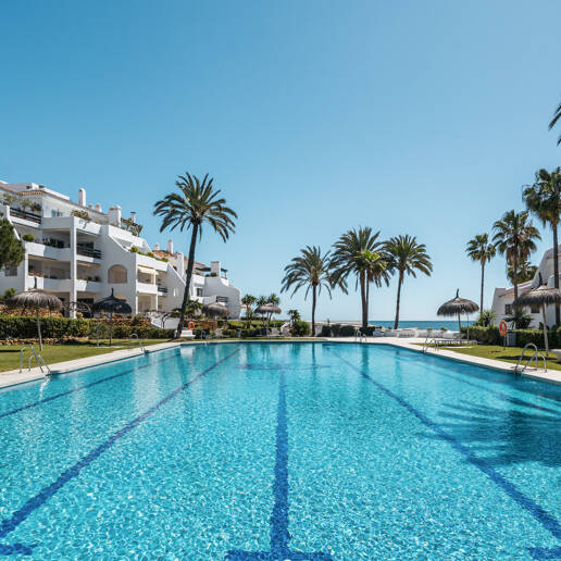 Chic Beachfront Apartment on Marbella’s Golden Mile