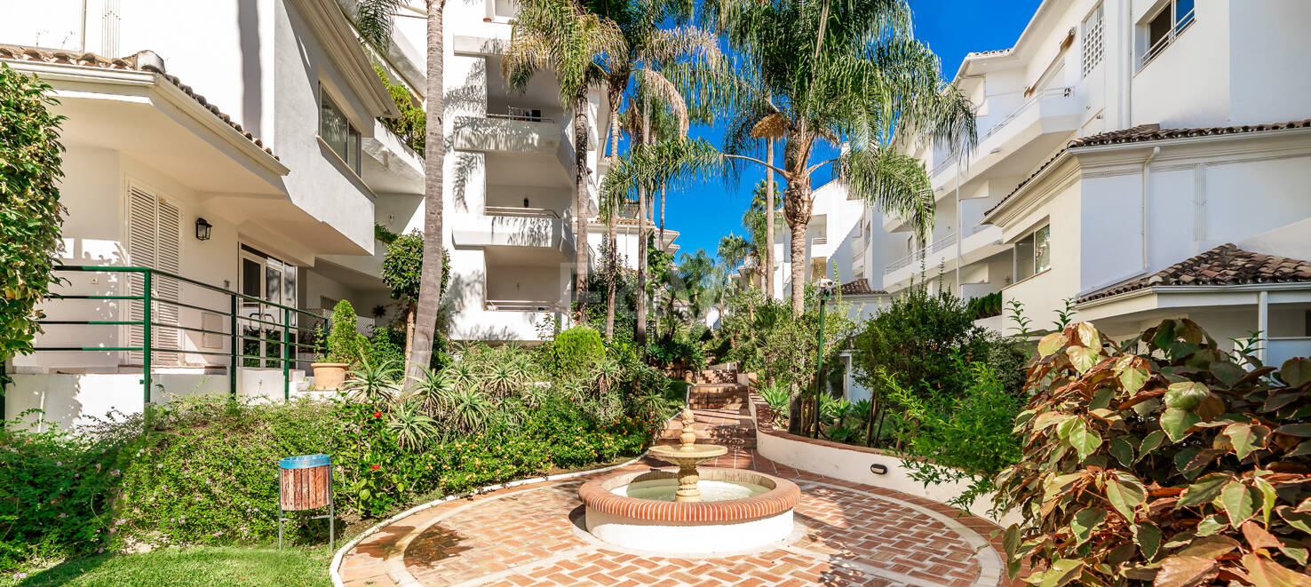 Przestronne Frontline Golf Apartament w odległości spaceru do plaży