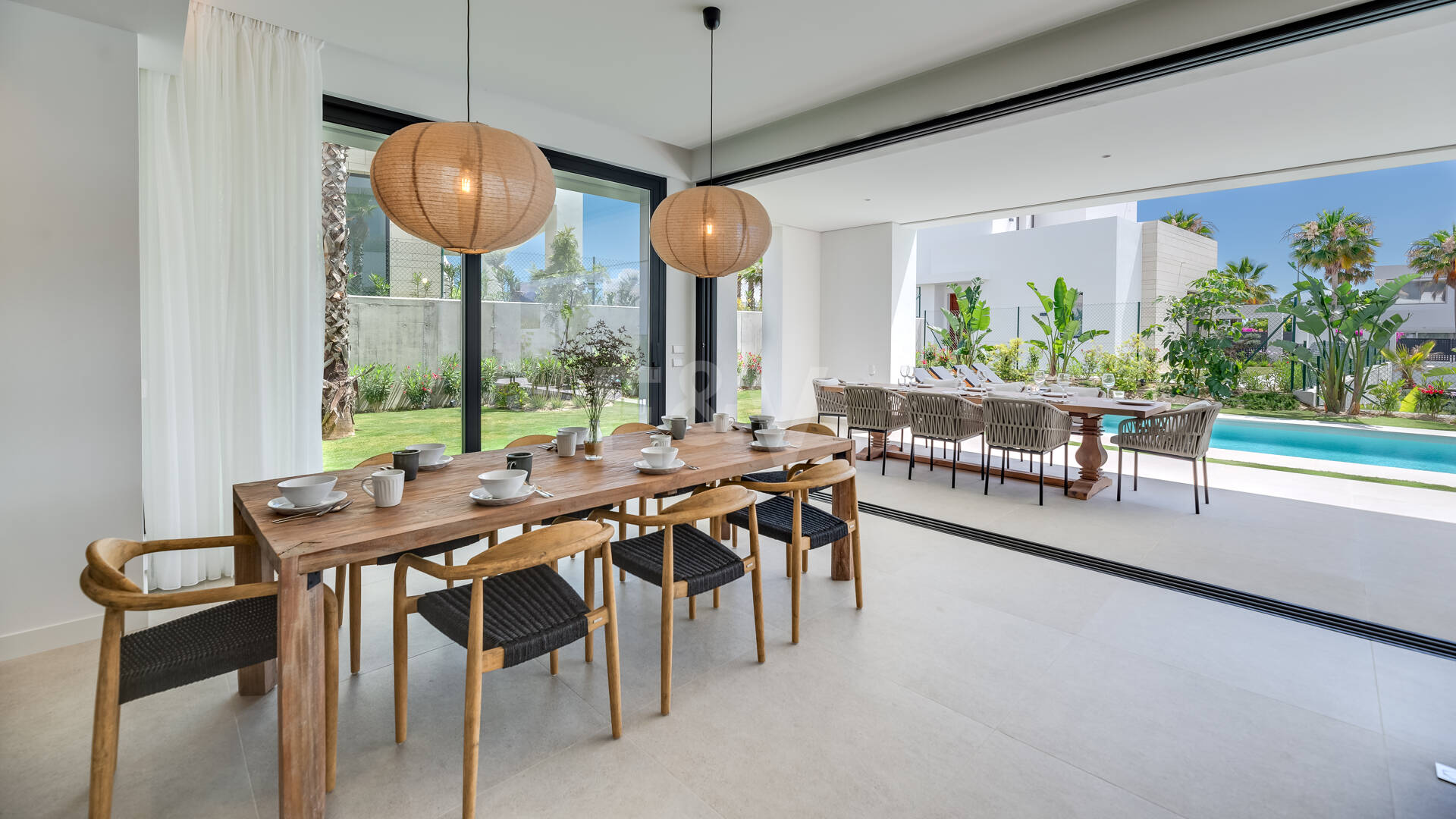 Prestigious Villa with Sea and Mountain Views avaiable for summer rental from 13,330€/week.