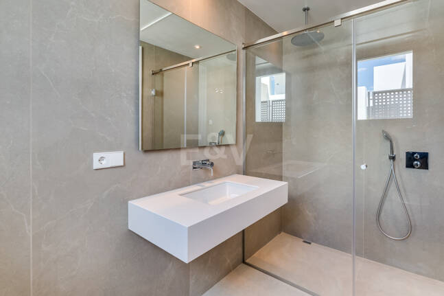 Prestigious Villa with Sea and Mountain Views avaiable for summer rental from 13,330€/week.