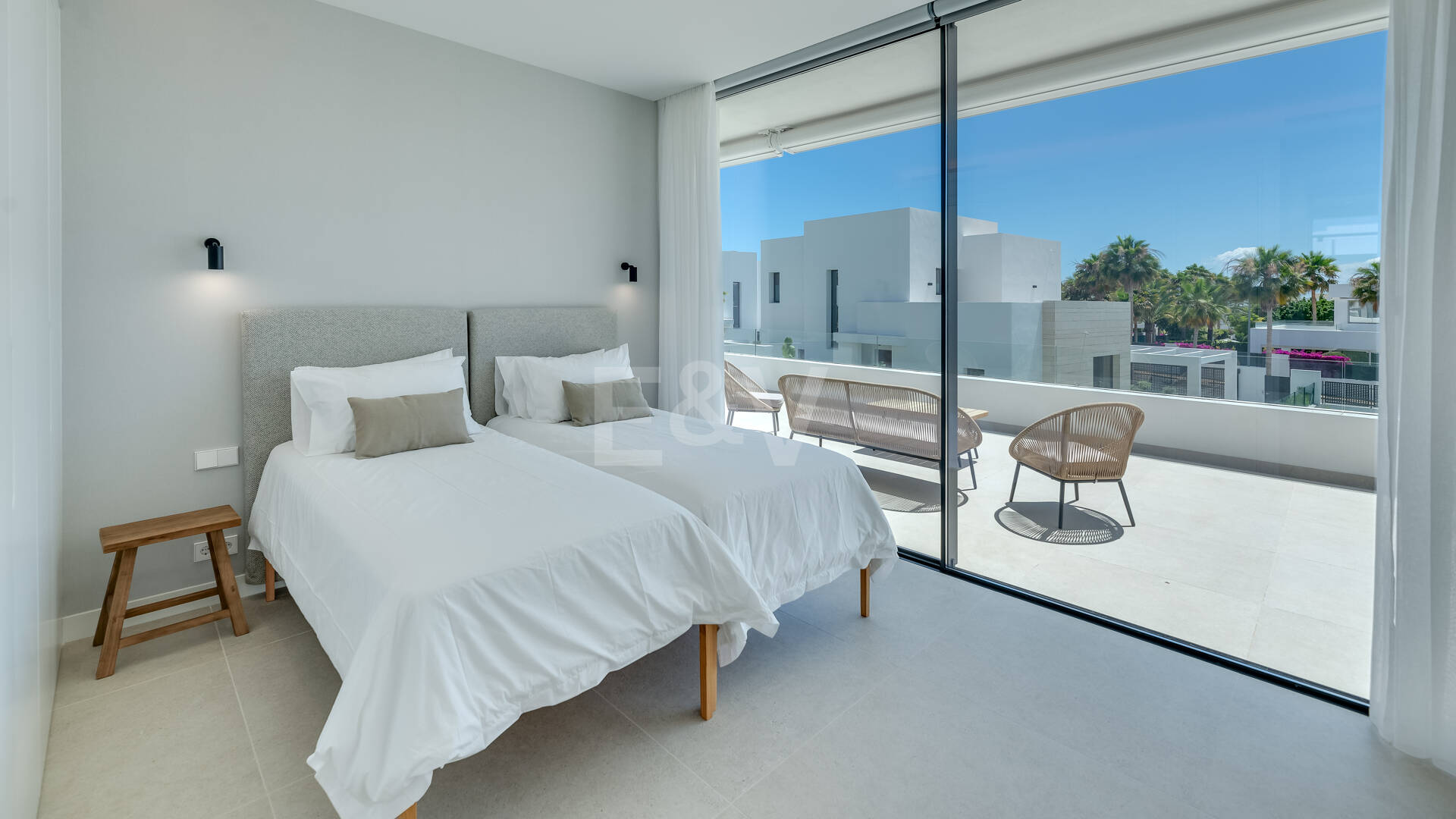 Prestigious Villa with Sea and Mountain Views avaiable for summer rental from 13,330€/week.