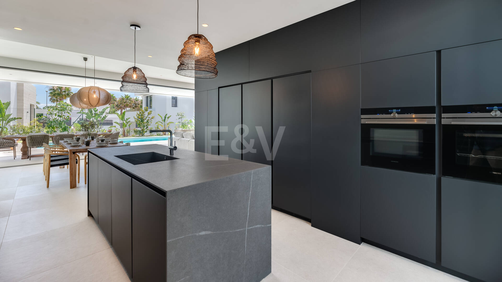 Prestigious Villa with Sea and Mountain Views avaiable for summer rental from 13,330€/week.