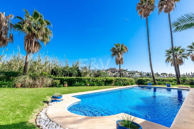 Villa à louer en Nueva Andalucia, Marbella (Toutes les zones)