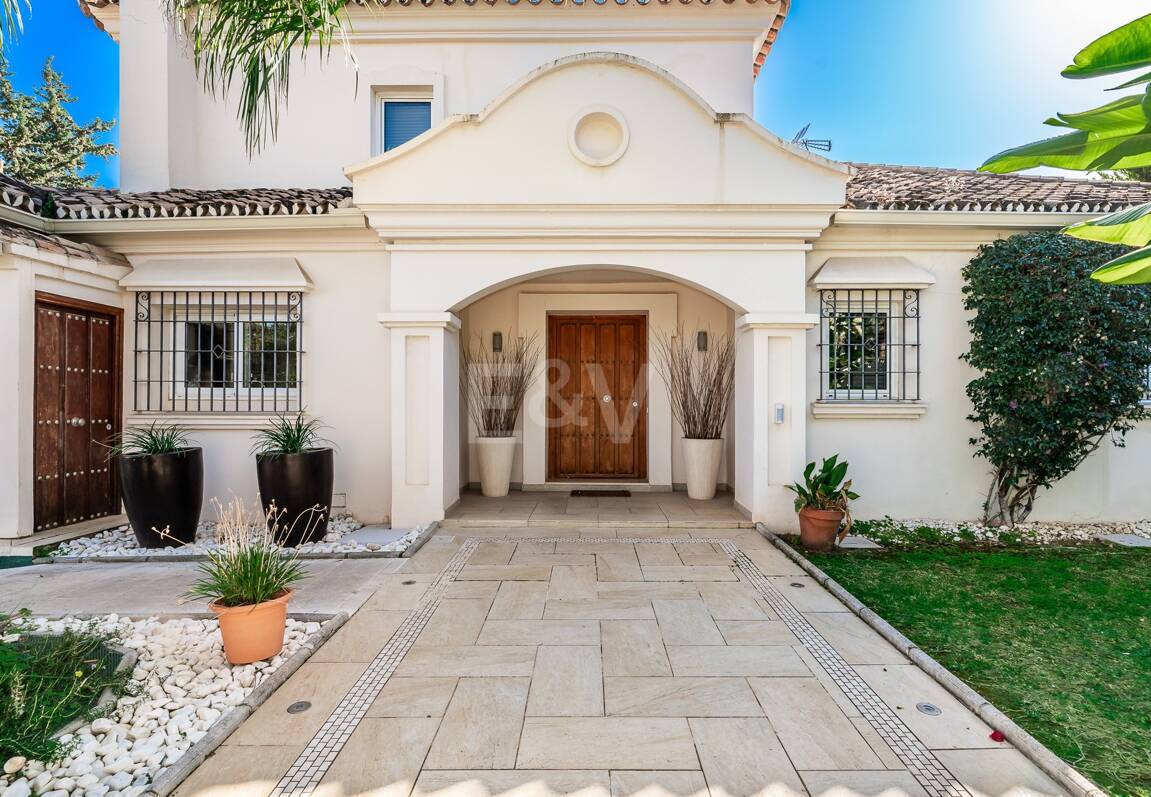 Villa à louer en Nueva Andalucia, Marbella (Toutes les zones)