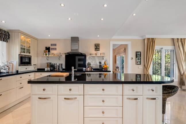 Villa à louer en Nueva Andalucia, Marbella (Toutes les zones)