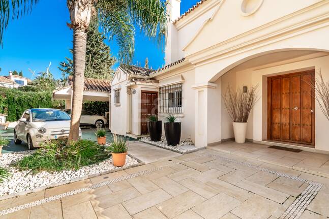 Villa à louer en Nueva Andalucia, Marbella (Toutes les zones)