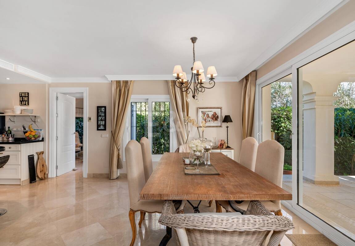 Villa à louer en Nueva Andalucia, Marbella (Toutes les zones)