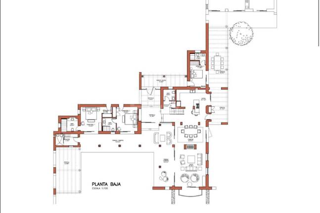 Wunderschöne Villa im andalusischen Cortijo-Stil, nur wenige Schritte vom Strand in der renommierten Guadalmina entfernt.