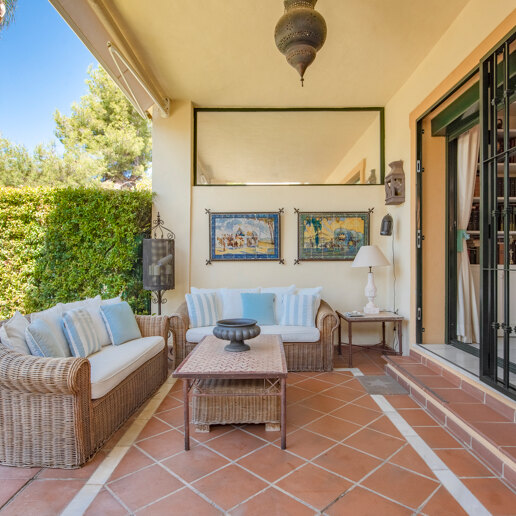 Expansive Semi-Detached Townhouse with Sea Views in Nagüeles, Marbella