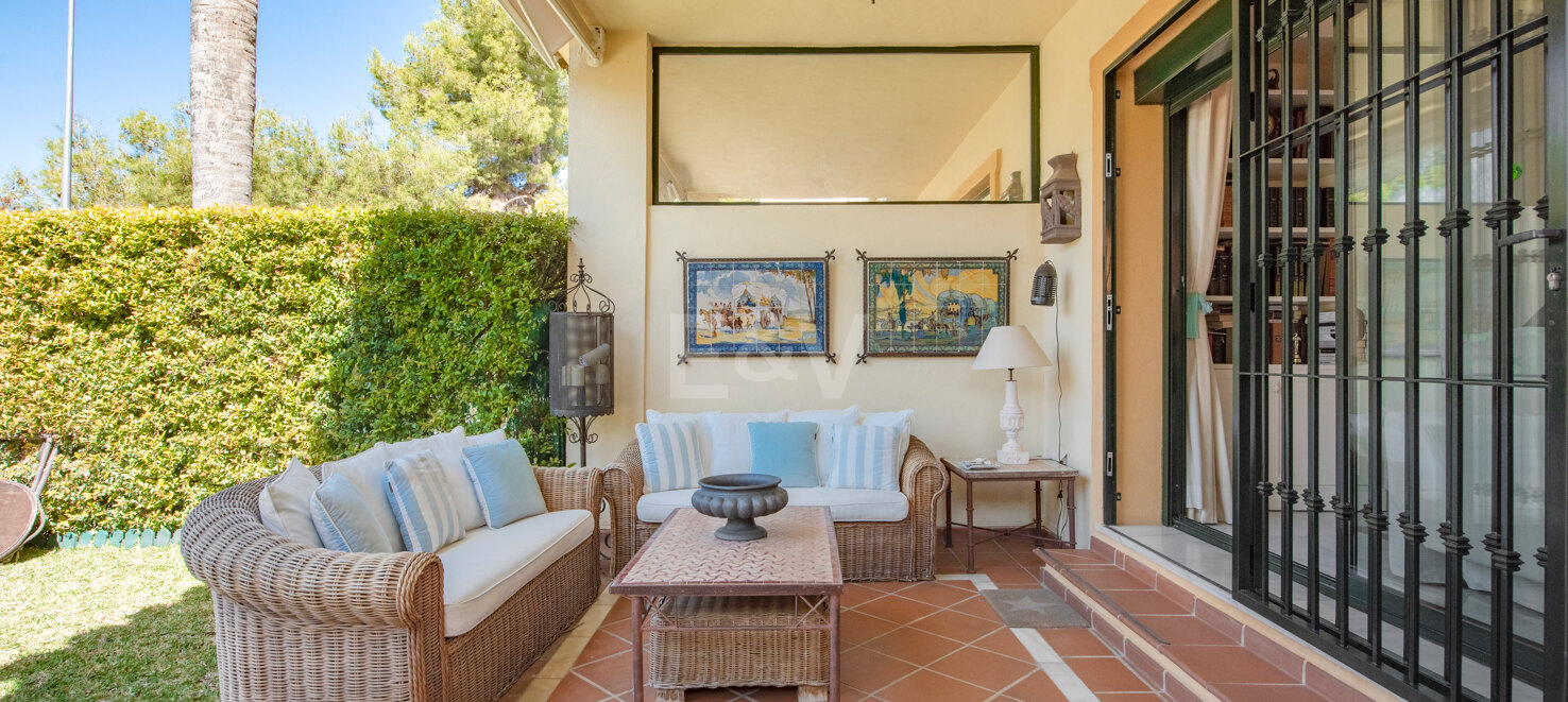 Expansive Semi-Detached Townhouse with Sea Views in Nagüeles, Marbella