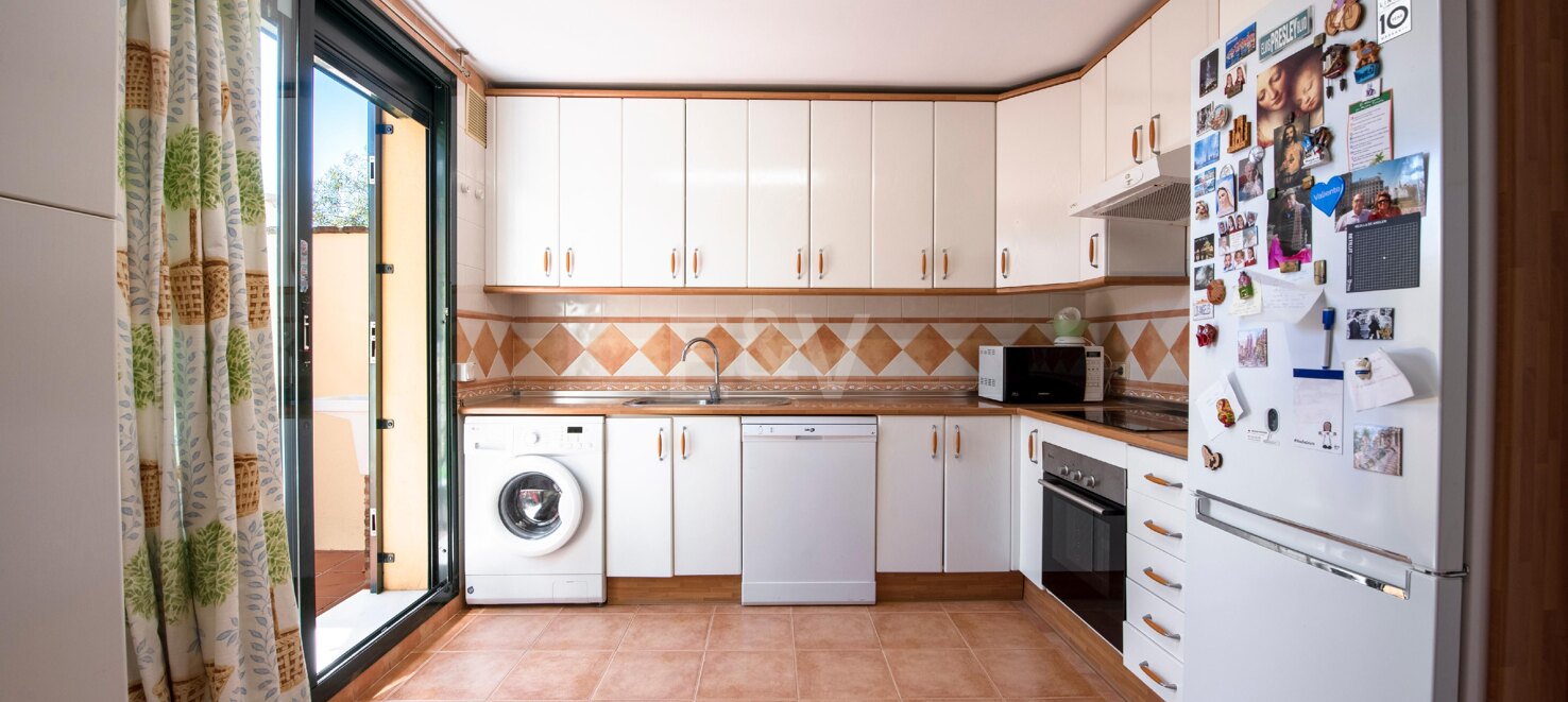 Expansive Semi-Detached Townhouse with Sea Views in Nagüeles, Marbella