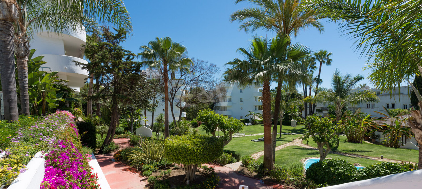 Marbella Golden Mile Stunning Penthouse med panoramautsikt över havet