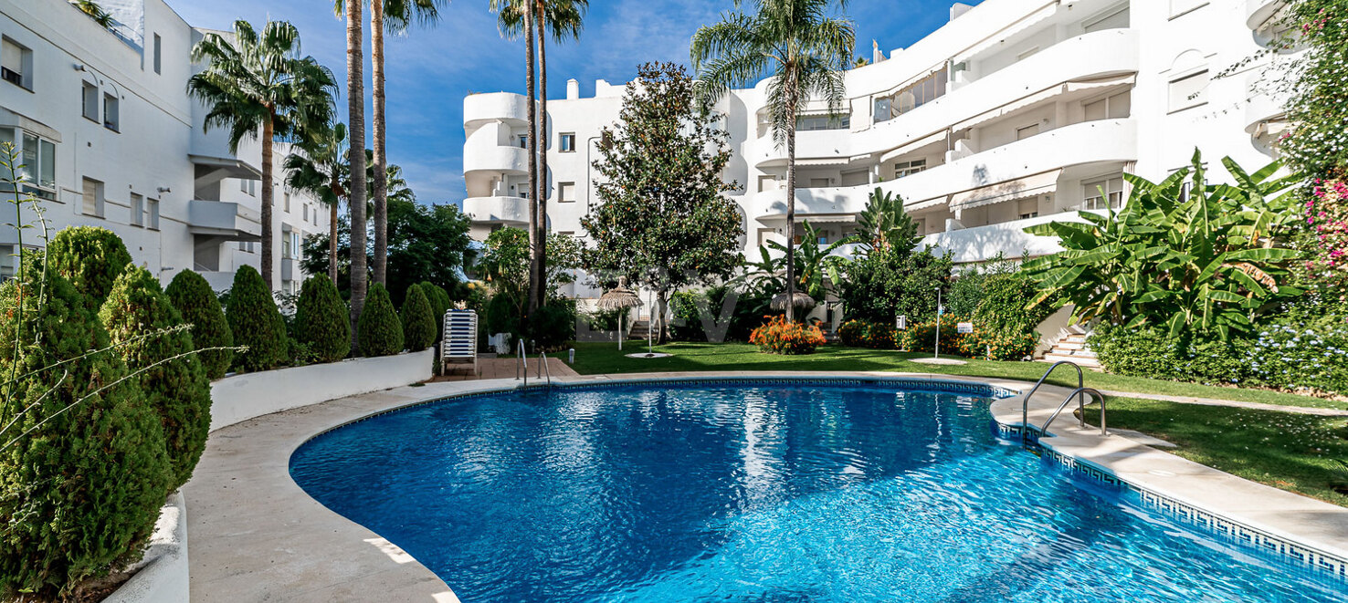Marbella Golden Mile Stunning Penthouse med panoramautsikt över havet