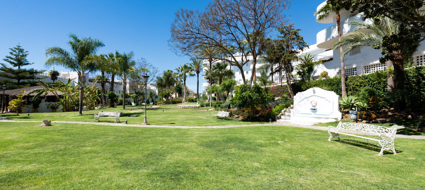 Marbella Golden Mile Stunning Penthouse with Panoramic Sea Views