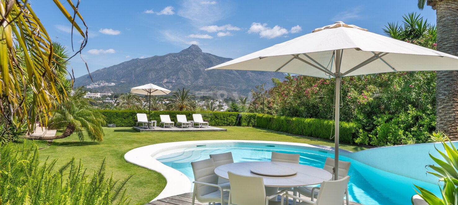 Villa à vendre en Nueva Andalucia, Marbella (Toutes les zones)