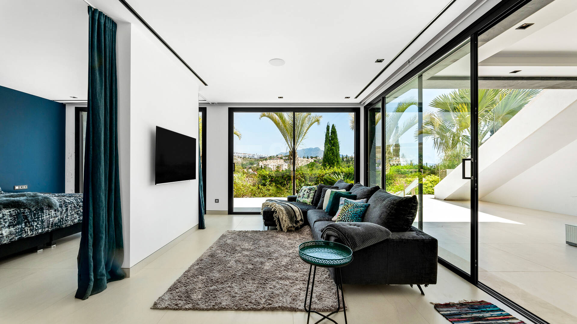 Spektakuläre neue Villa mit Meer- und Golfblick