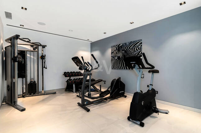 Spektakuläre neue Villa mit Meer- und Golfblick