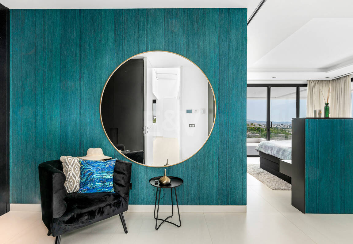 Spektakuläre neue Villa mit Meer- und Golfblick