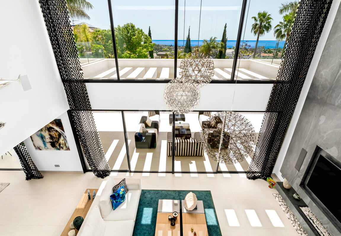 Spektakuläre neue Villa mit Meer- und Golfblick