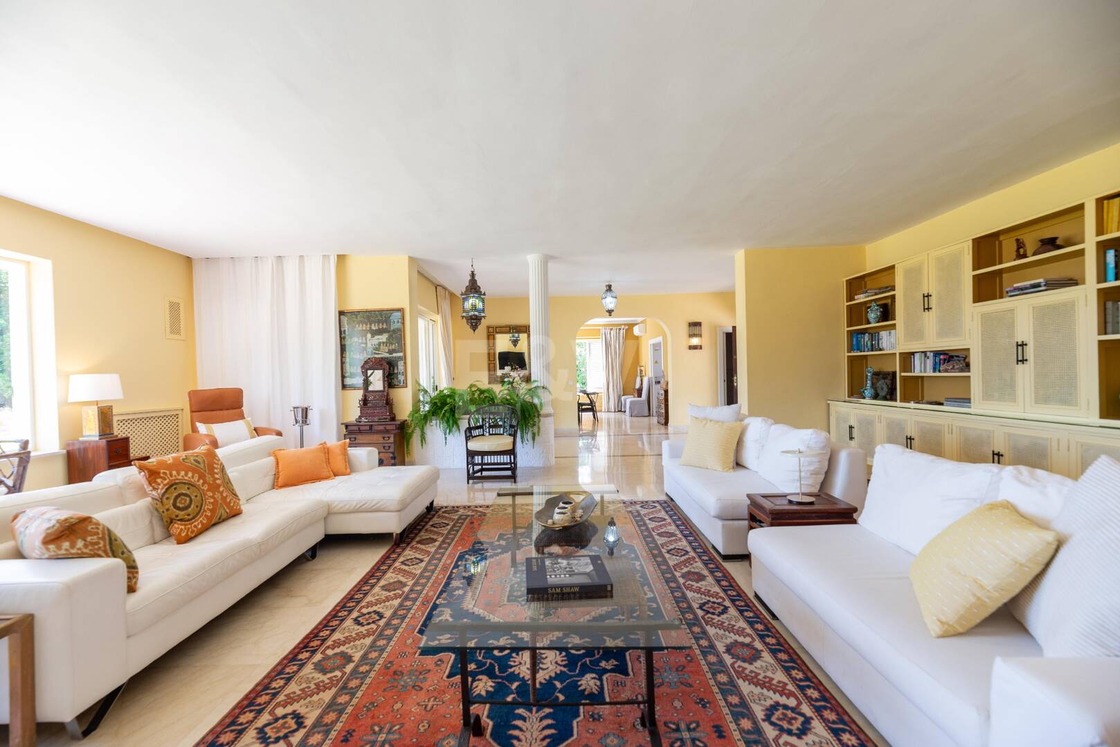 Villa frente a la playa en Guadalmina