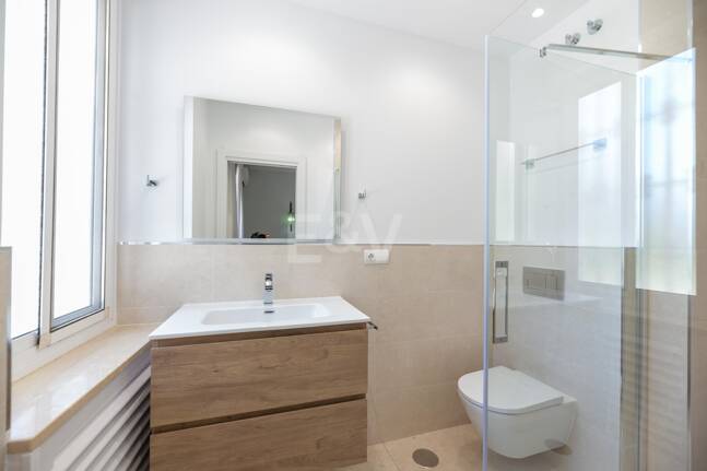 Villa frente a la playa en Guadalmina