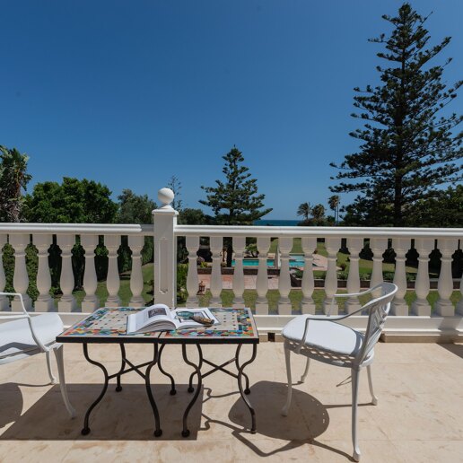 Front line beach villa in Guadalmina