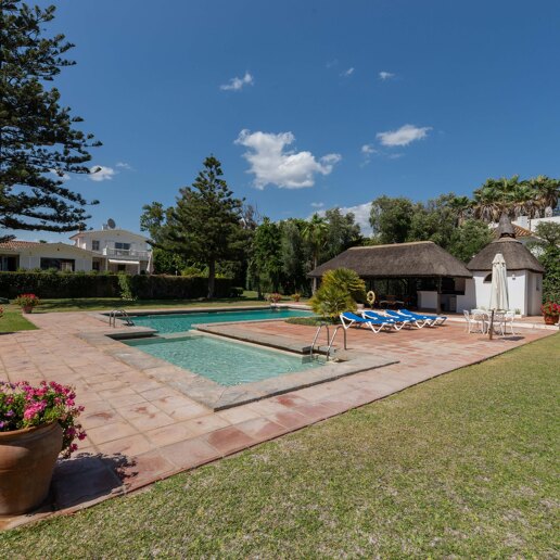 Front line beach villa in Guadalmina