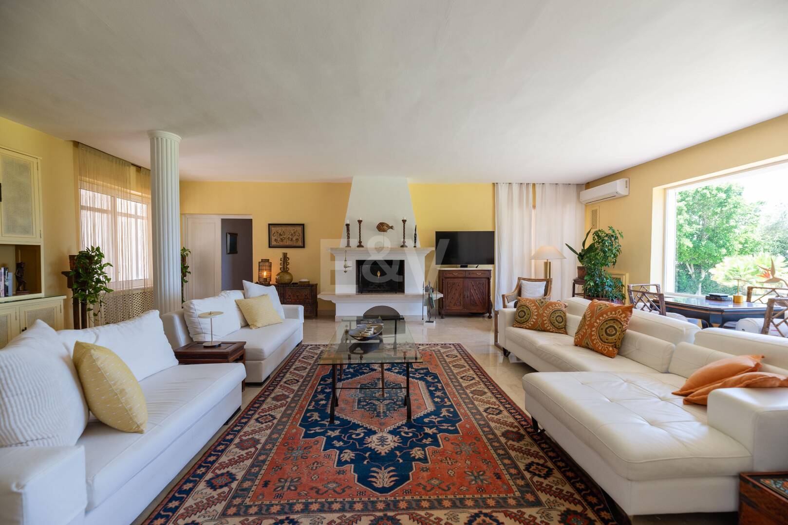 Villa frente a la playa en Guadalmina