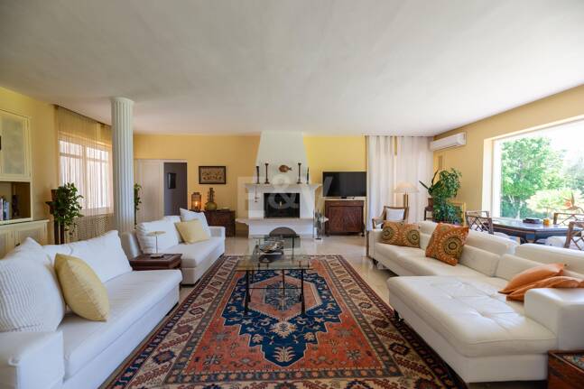 Villa frente a la playa en Guadalmina